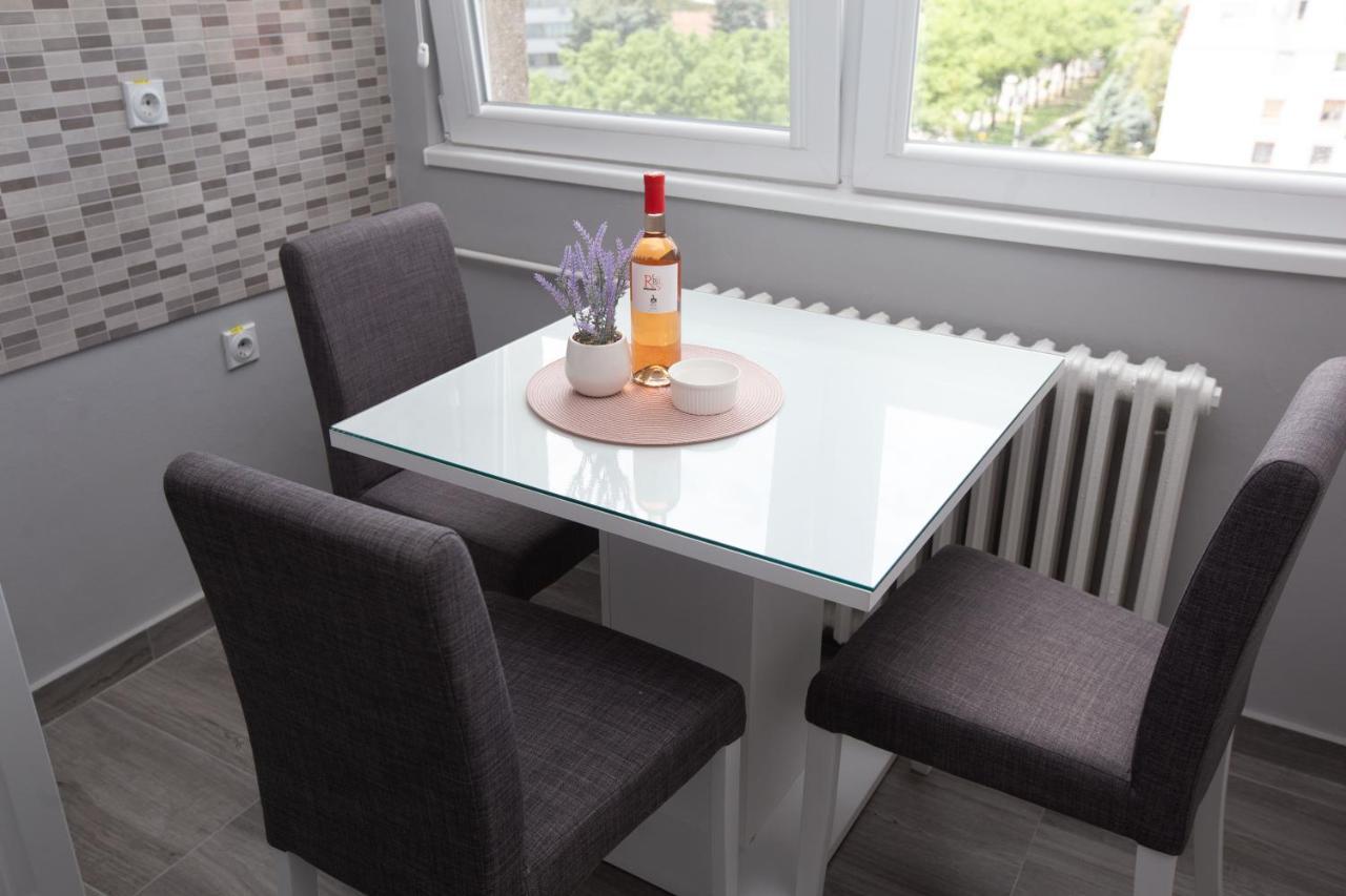 Apartman Danica Subotica Bagian luar foto